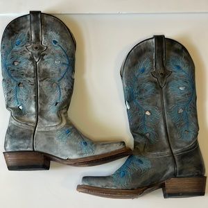 Dusty Rocker peacock feather cowboy boots size 8